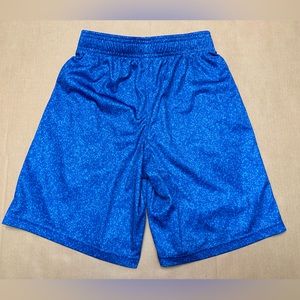 UNDER ARMOUR | Big Boys Youth Size Medium